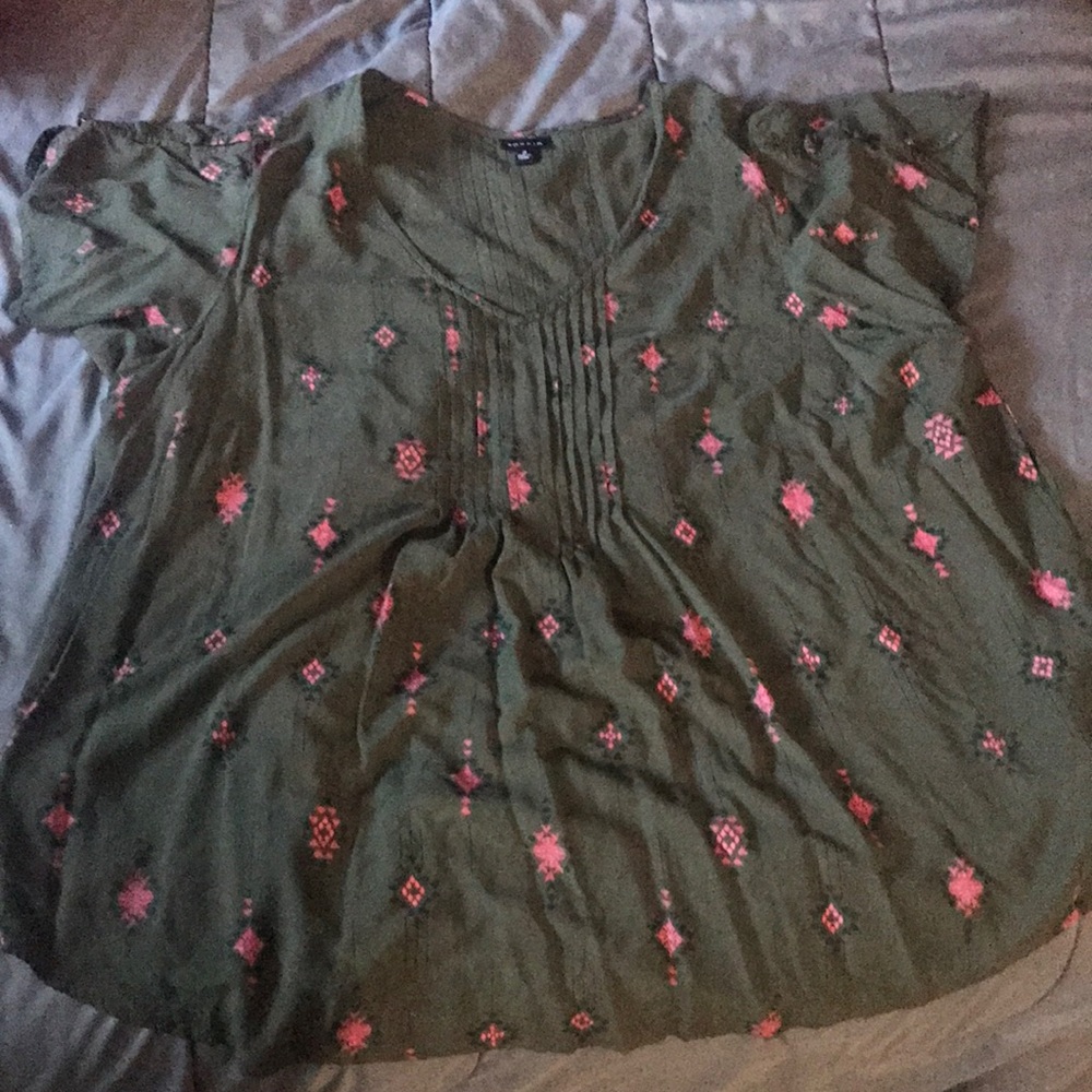 Torrid navy green blouse
